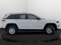 This Jeep Grand Cherokee has a dependable 3.6 Liter engine powering this Automatic transmission. WHE... (image 6)
