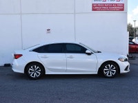 Odometer is 15010 kilometers below market average! ONE PRICE POLICY, OUR BEST PRICE, **MARKET VALUE... (image 3)