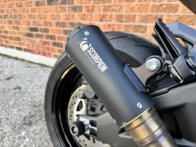 2020 Kawasaki Z H2 **SUPERCHARGED** **SCORPION PIPE** in Sport Bikes in Markham / York Region - Image 7