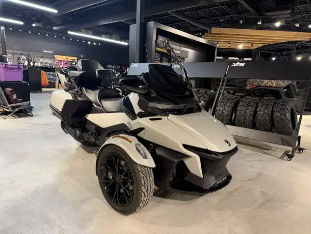 2021 Can-Am Spyder RT Limited in ATVs in Sault Ste. Marie - Image 2