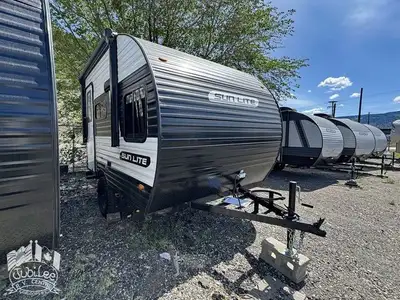 2025 Sun Lite 12FDX Lightweight, versatile, and ready for off-road adventure. Included Options: Hybr...