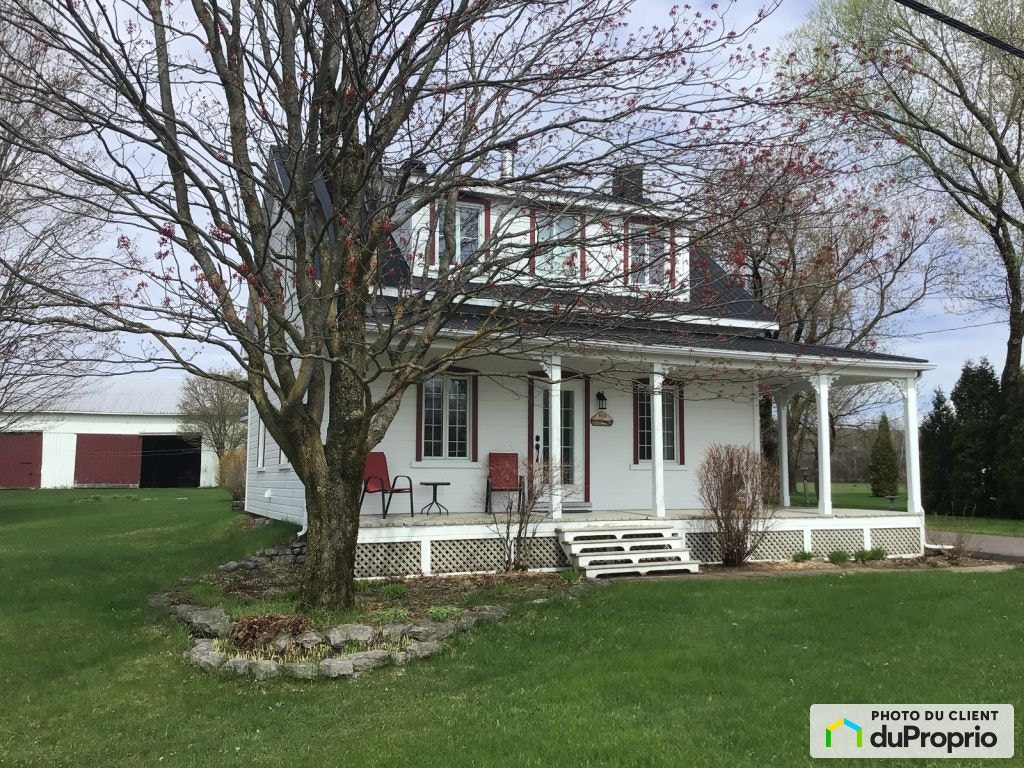 $875,000 - Acreage / Hobby Farm / Ranch for sale in St-Alban — photo 2