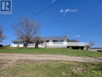 Rare opportunity to own a waterfront home located on the north shore of Nulki Lake. Features include...