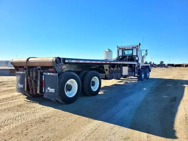 2013 WESTERN STAR 6900XD in Heavy Trucks in Saskatoon - Image 8