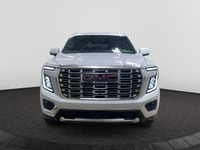 Welcome to Capital GMC! This 2026 GMC Yukon in Glacier White Tricoat is equipped with 4WD and Gas V8... (image 7)