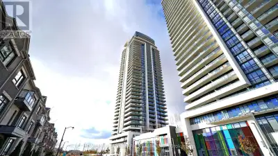 Pavilia Towers South-Facing 1 Bed + Den & 2 Baths. Bright and inviting, this south-facing unit featu...