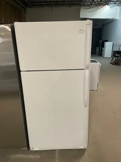 Réfrigérateur blanc 30'' standard Frigidaire, View more