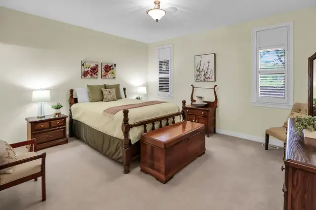 ELEGANT BUNGALOW LIVING ON PRIVATE COURT - 2+1 BED, 3 BATH in Houses for Sale in St. Catharines - Image 7