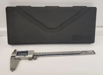 (88053-4) Mitutoyo CD-P8"S Calipers, View more