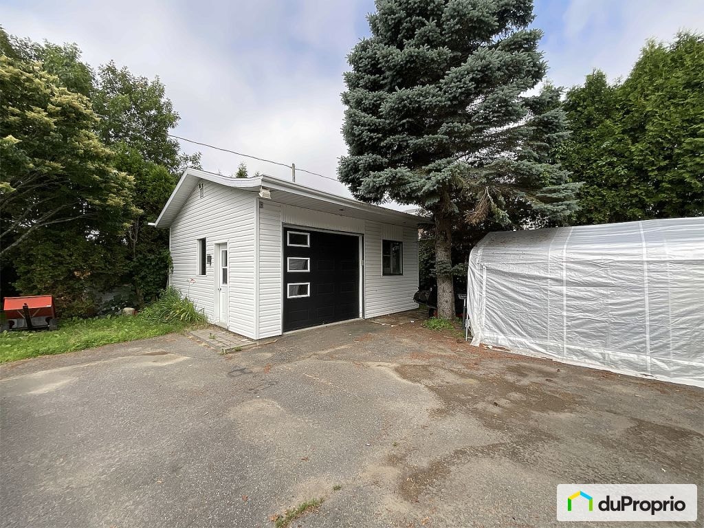 $1,300,000 - Duplex in Trois-Rivières (Ste-Marthe-Du-Cap) — photo 2