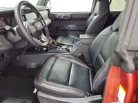 PREVIOUS FORD EXECUTIVE DRIVEN VEHICLE! QUALIFIES FOR NEW VEHICLE RATES! THE PRICE YOU SEE, PLUS GST... (image 1)