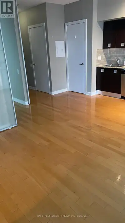 Move In Ready Beautiful One Bedroom With Huge Balcony. Steps To Yonge/Bloor Subway, Shops, Restauran...
