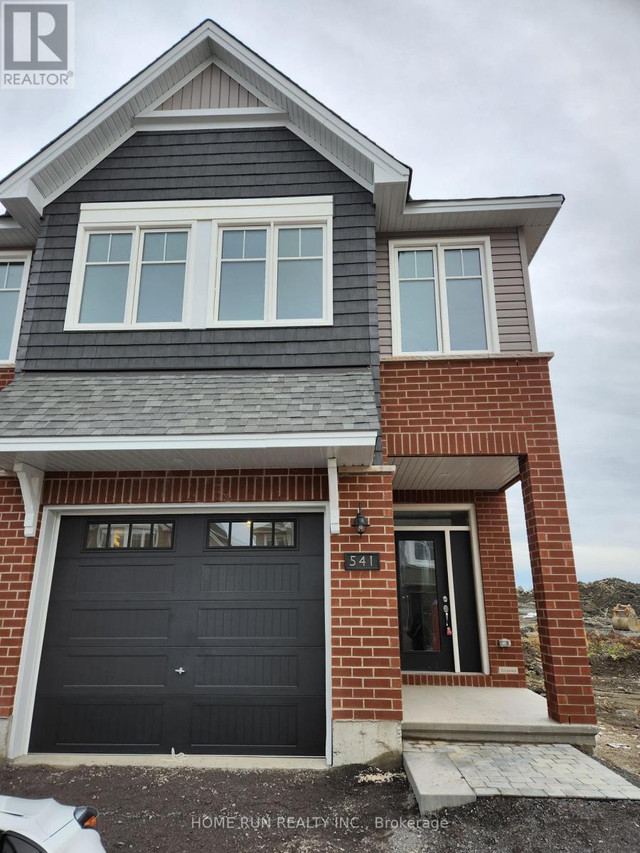 541 SONMARG CRESCENT Ottawa, Ontario in Long Term Rentals in Ottawa