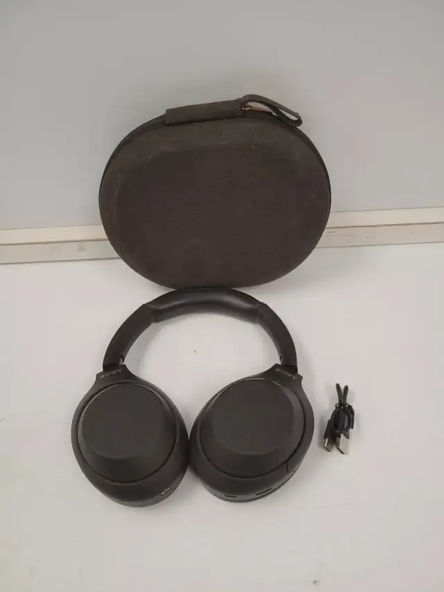 (I-36111) Sony WH-1000XM4 Headphone in Headphones in Calgary - Image 2