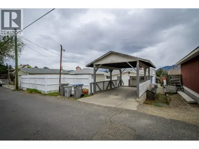 743 DOUGLAS Street Kamloops, British Columbia in Houses for Sale in Kamloops - Image 37