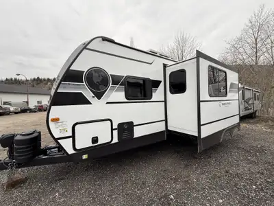 Welcome to Rock Island RV This small, lightweight trailer is the perfect travel companion for outdoo...