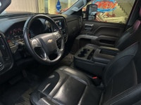 2018 Chevrolet Silverado Duramax Z71 Diesel! Leather! 4WD! Heated Seats! We Finance ALL Credit Situa... (image 8)