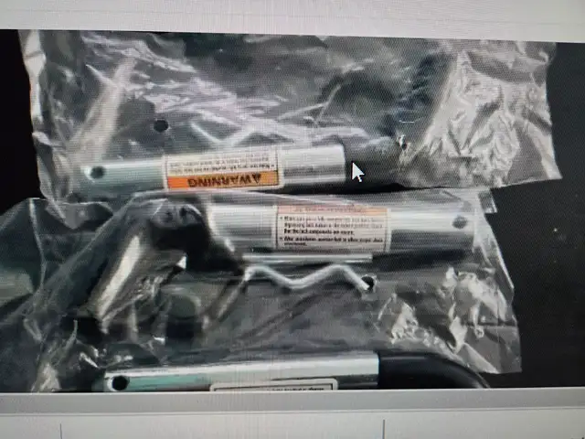 8 pcs. - 3/8 " Trailer Coupler & 1/2 " Pins for trailer hitch in ATV Parts, Trailers & Accessories in City of Toronto - Image 3