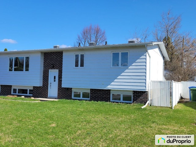 $634,000 - Bungalow for sale in Delson — photo 1