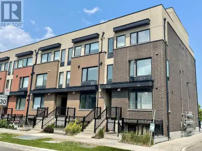 4 - 153 WILLIAM DUNCAN ROAD Toronto (Downsview-Roding-CFB), Onta