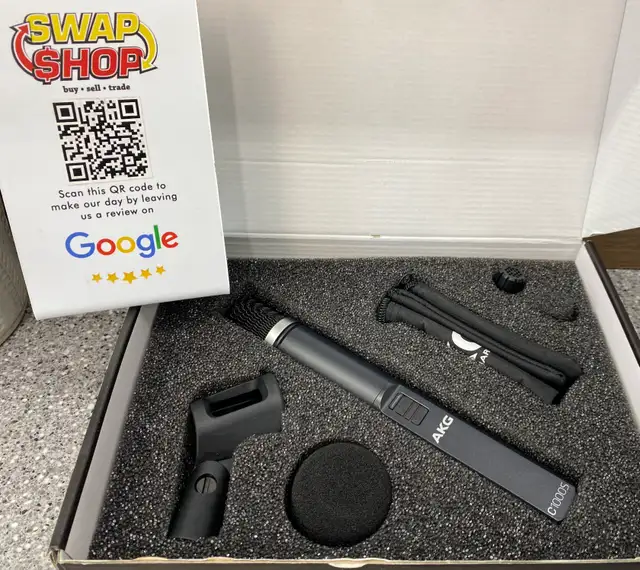 AKG C1000 S Condenser Microphone in Pro Audio & Recording Equipment in City of Toronto - Image 3