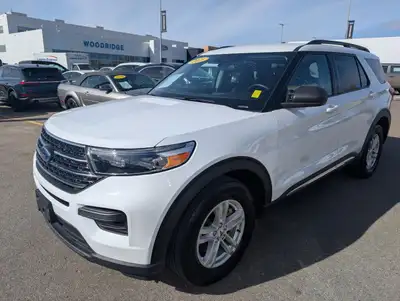 Heated Seats, Apple CarPlay, Android Auto, Power Liftgate, Remote Start! This 2023 Ford Explorer is...
