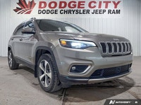 This Jeep Cherokee delivers a Regular Unleaded V-6 3.2 L/198 engine powering this Automatic transmis... (image 6)