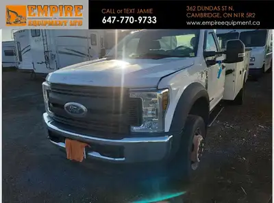 CLEAN CARFAX - ONE OWNER - OFF LEASE - 6.7L 8 CYL DIESEL - AUTO - 4X4 - A/C - CRUISE CONTROL - AM/FM...