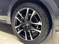 Experience the luxury and performance of the 2024 Volvo V90 Cross Country B6 AWD Plus in stunning Bl... (image 9)
