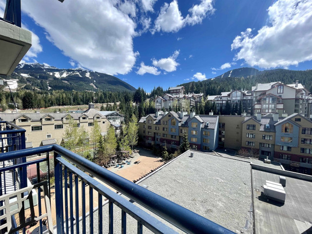 602/604 4050 WHISTLER WAY Whistler, British Columbia in Condos for Sale in Whistler - Image 2