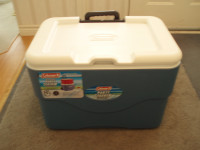 COLEMAN  COOLER  --  TOP OF THE LINE  --  LIKE NEW