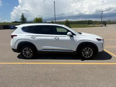2019 HYUNDAI SANTA FE ESSENTIAL SE Active title Mileage 144.630KM Engine :2.4 L Transmission: Automa...