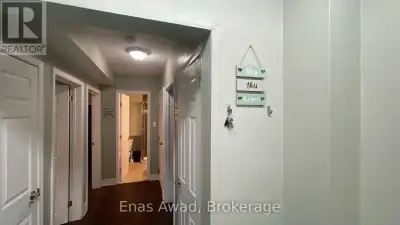 For Lease by Owner. Location, Location, Location! Walk To Yonge St For Shopping, Finch Subway Statio...