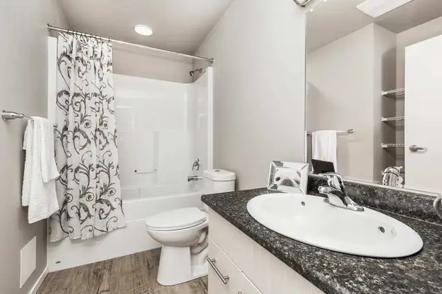 Pet-Friendly Two Bedroom Two Bath with In-suite Laundry for Rent in Long Term Rentals in Lethbridge - Image 12