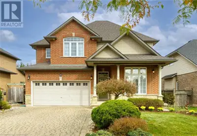 Stunning 4 Bedroom Home Custom Built by “Giuliana Homes Ltd”. This one-owner home is impeccable insi...