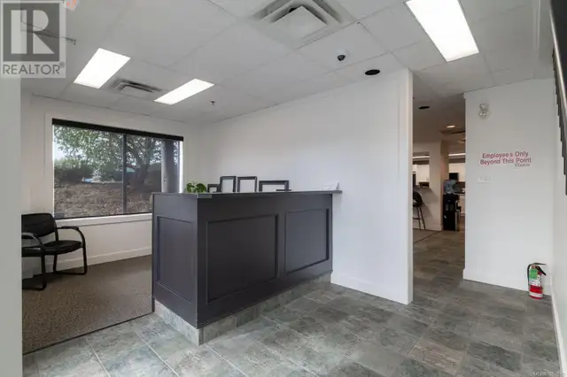 1 501 Stanford Ave E Parksville, British Columbia in Commercial & Office Space for Sale in Parksville / Qualicum Beach - Image 7