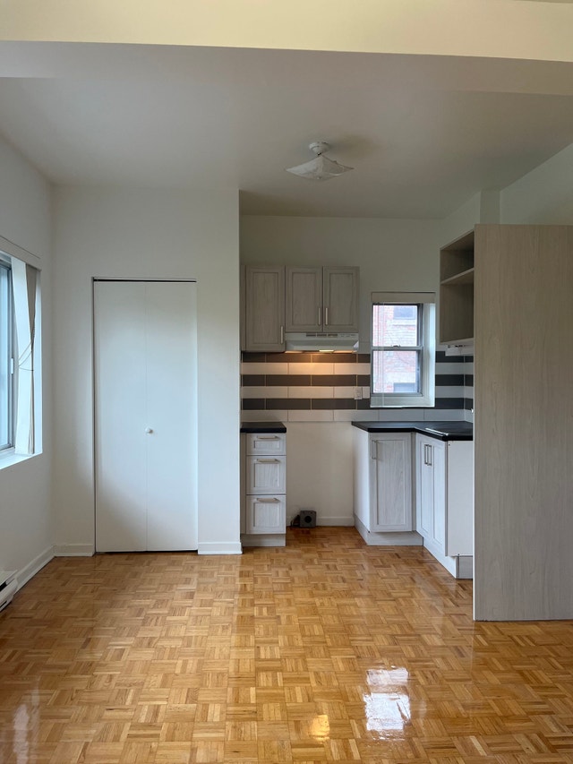 539 Prince-Arthur west — photo 2