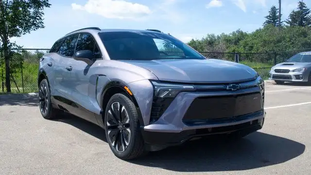 2024 Chevrolet Blazer EV eAWD RS in Cars & Trucks in Edmonton - Image 3