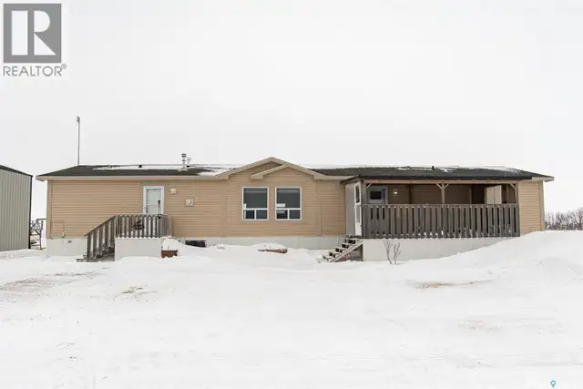 Short Acreage Big Quill Rm No. 308, Saskatchewan in Houses for Sale in Saskatoon - Image 2