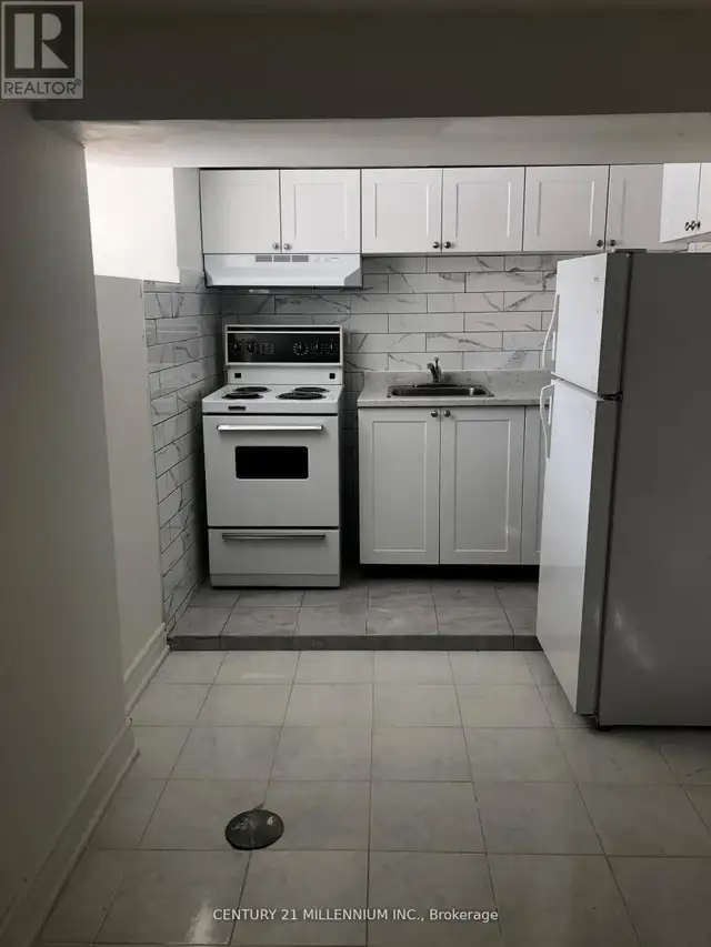 71 CLOUSTON AVENUE Toronto (Weston), Ontario in Houses for Sale in City of Toronto - Image 32