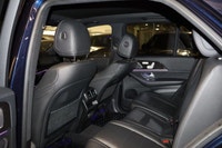 This Mercedes-Benz GLE 350 has a dependable Intercooled Turbo Premium Unleaded I-4 2.0 L/121 engine... (image 9)