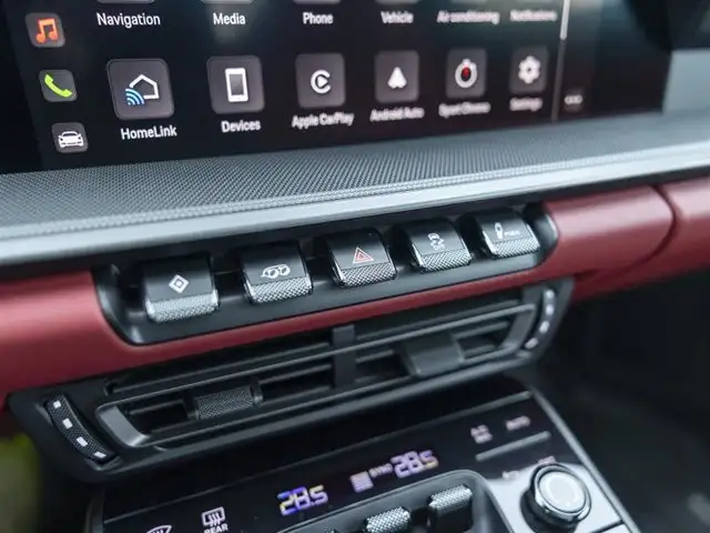 2024 Porsche 911 Carrera 4S in Cars & Trucks in London - Image 27