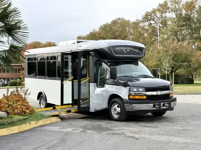 Abenante Motor Group (SK) 2019 Chevrolet Express 4500 Bus Wheelchair Ramp 22 Passenger Including Dri...