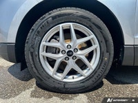 Command every journey in the capable 2023 Ford Edge SEL, boasting a responsive and fuel-efficient Tw... (image 9)