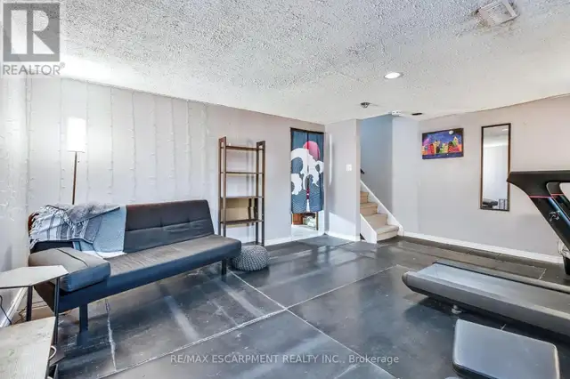 2 - 2700 BARTON STREET E Hamilton (Grayside), Ontario in Condos for Sale in Hamilton - Image 27