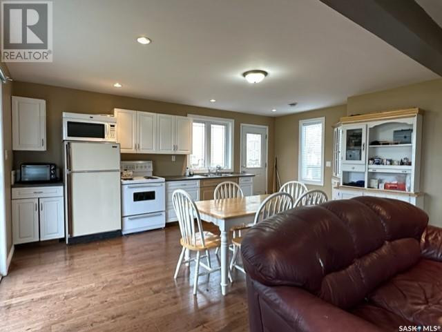 432 2nd AVENUE W Melville, Saskatchewan in Houses for Sale in Regina - Image 4