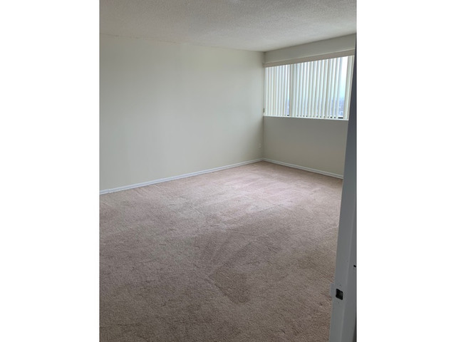 Burlington Square - 2 bedrooms Apartment for Rent in Long Term Rentals in Oakville / Halton Region - Image 4
