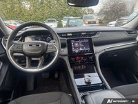 This Jeep Grand Cherokee L delivers a Regular Unleaded V-6 3.6 L/220 engine powering this Automatic... (image 9)