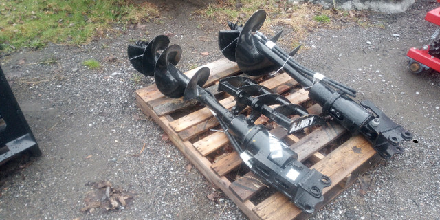 mini excavator hydraulic post hole auger w/bit $950 in Heavy Equipment Parts & Accessories in Kawartha Lakes