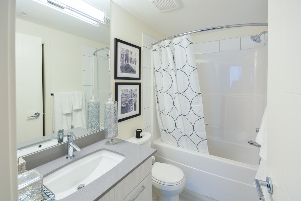 Pines Edge II - 2 Bedroom Apartment for Rent 4